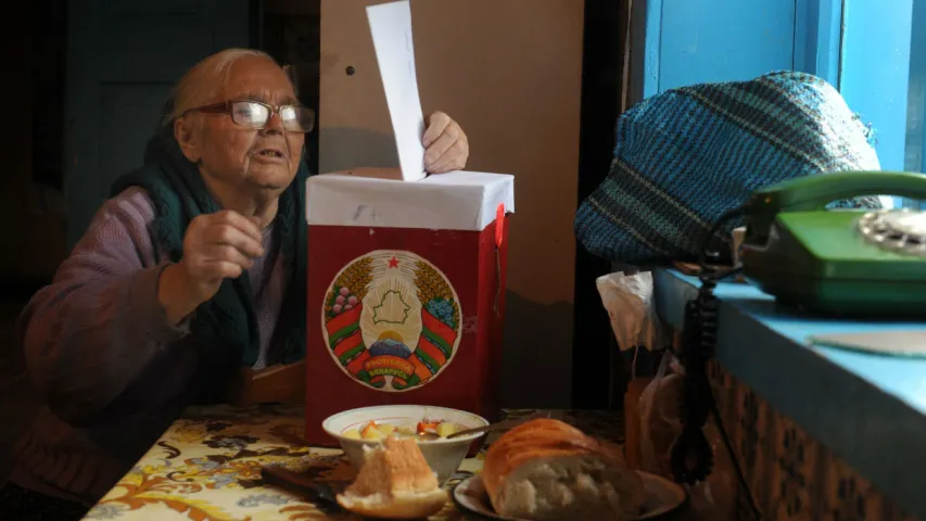 Як галасавалі на Палессі: са скрыняй па вёсках. Фотарэпартаж