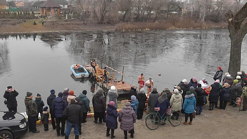 Без сталічнага гламуру: як праходзіць Вадохрышча ў мястэчку за 300 км ад Мінска