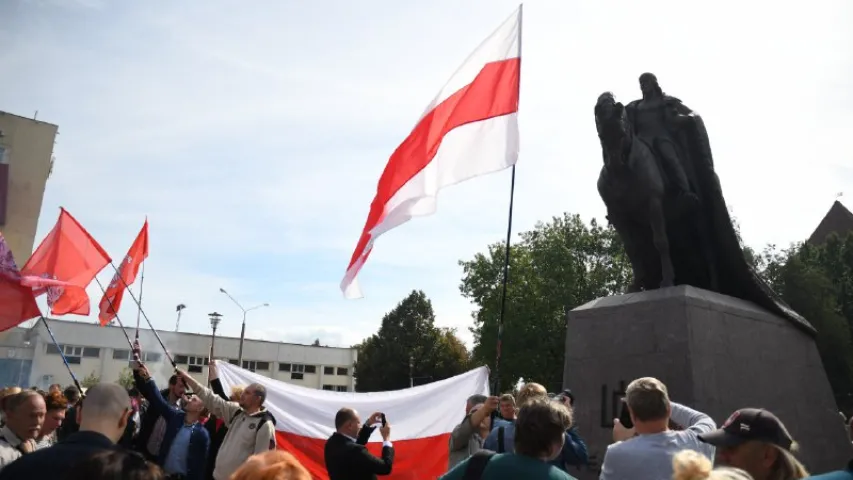 У Лідзе ўрачыста адкрылі помнік Гедыміну