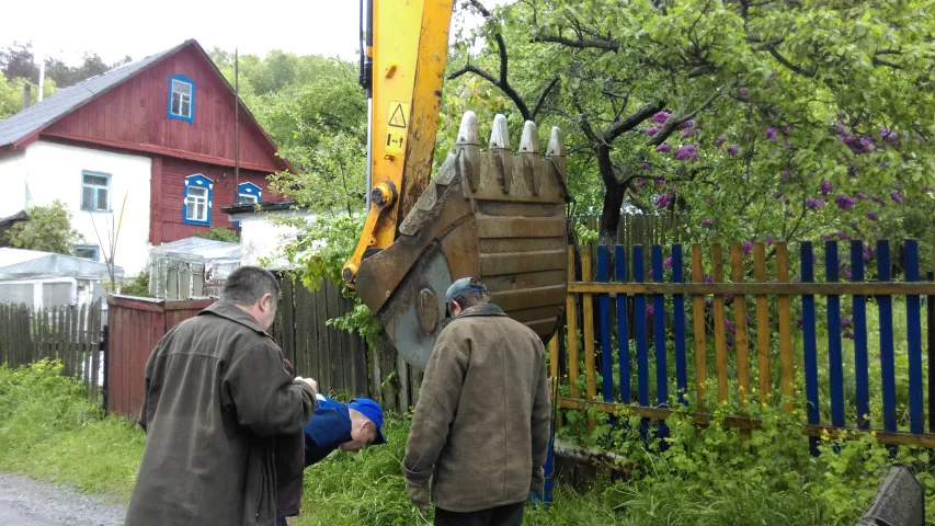 У Магілёве актыўна дэмантуюць калонкі — жыхары супраць (фота)