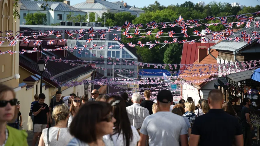 Больш сэлфі! Як прайшоў Дзень Вялікабрытаніі ў цэнтры Мінска