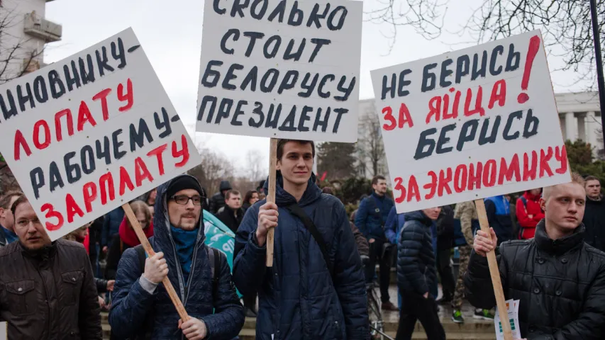 Фотарэпартаж з мінскай акцыі пратэсту супраць "дэкрэта аб дармаедах"