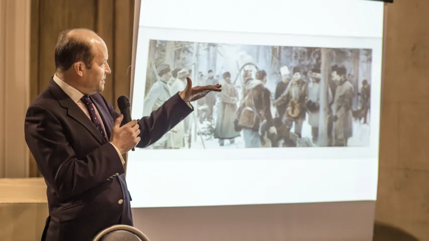 Князь Мацей Радзівіл прадставіў у Мінску сваю калекцыю. Фотарэпартаж