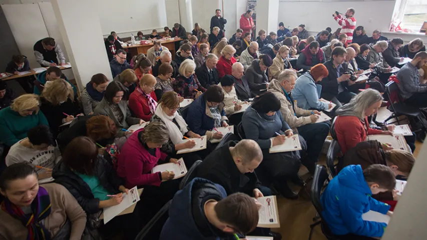 У Гродне прайшла беларуская дыктоўка памяці Ніла Гілевіча (фота)