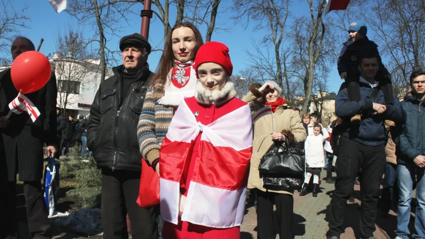 Мітынг, кірмаш рамёстваў і рок-канцэрт. “Свята незалежнасці” ў Брэсце