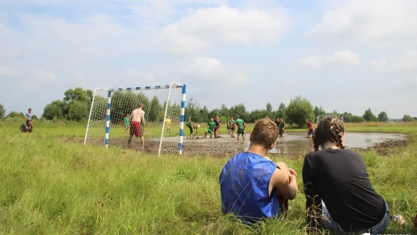 У Ашмянах зноў пройдзе чэмпіянат па "балотным футболе"