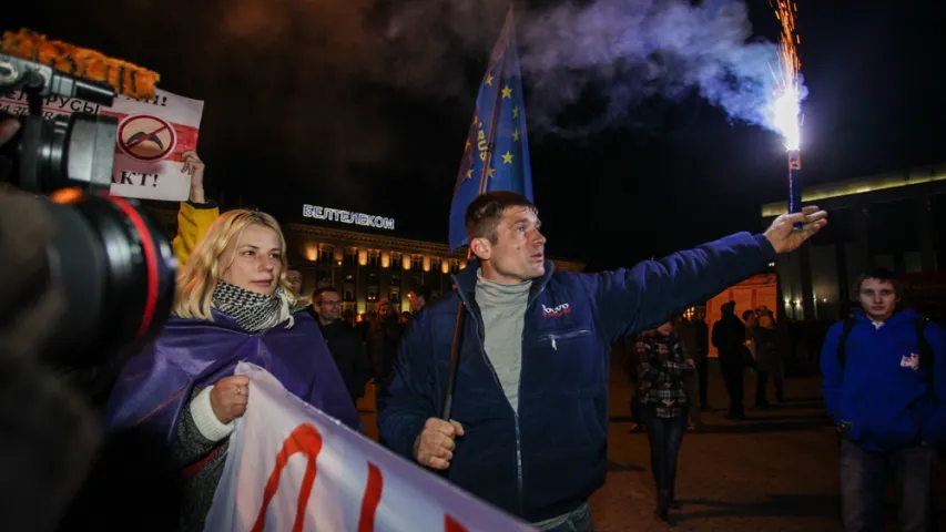 Фотарэпартаж са стыхійнай акцыі пратэсту ў Мінску