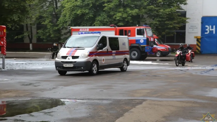 У Мінску на заводзе прайшлі маштабныя вучэнні з удзелам верталётаў (фота, відэа)