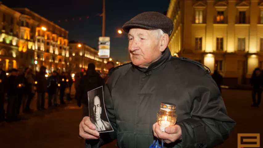 Акцыя каля прыступак КДБ. Фотарэпартаж