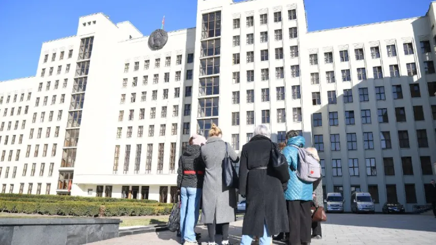 Каля парламента сабраліся актывісткі руху "Маці-328" (фота, відэа)