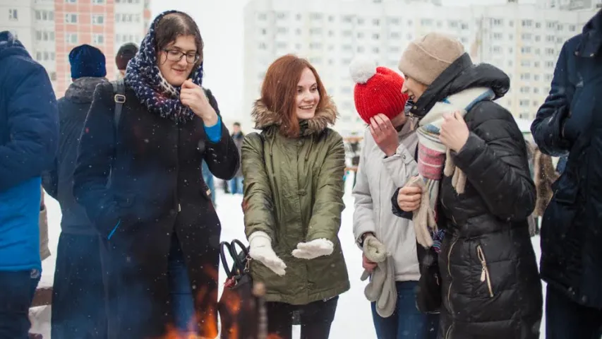 Як Вольскі з Вайцюшкевічам “шчадравалі” ў Каменнай Горцы (фотарэпартаж)