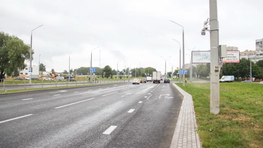 У Гродне камеры пачалі фіксаваць праезд транспарту на чырвонае святло