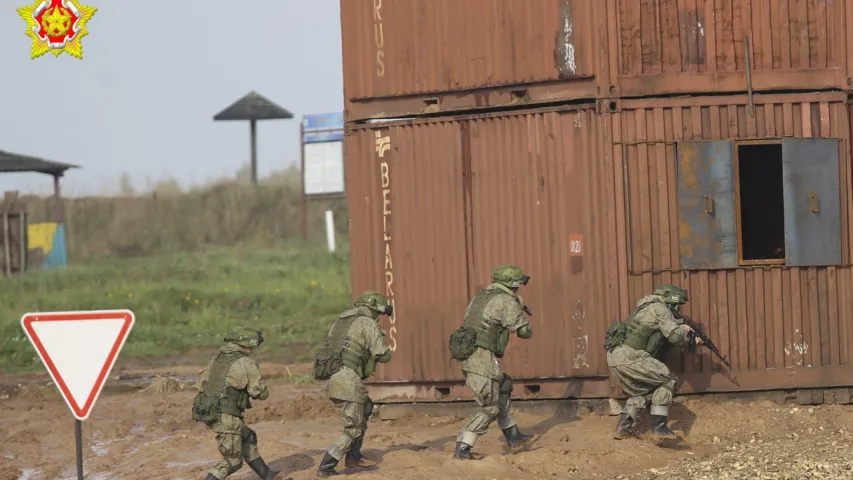 У Віцебскай вобласці вайскоўцы адпрацоўвалі блакіроўку горада