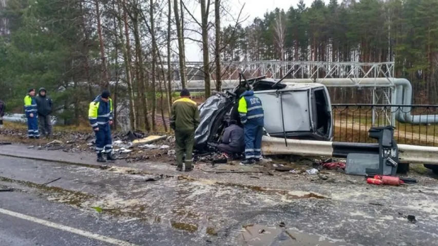 Два кіроўцы загінулі ў аўтааварыі ў Мазыры