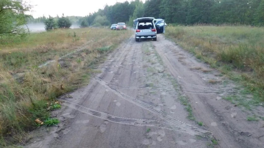 Пад Мазыром п’яны кіроўца катаў на капоце сяброўку —  яна загінула