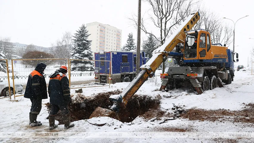 У Мінску затапіла скрыжаванне Якубоўскага і Адзінцова ў Фрунзенскім раёне