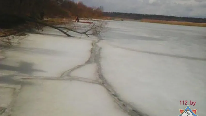 У Крупскім раёне на возеры выратавалі мужчыну і жанчыну (фота)