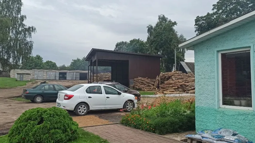 Как покупали дом для потерявшей жилье пенсионерки