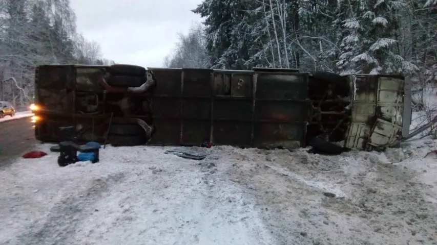 Пры ДТЗ з беларускім аўтобусам на Пскоўшчыне шпіталізаваныя 11 чалавек