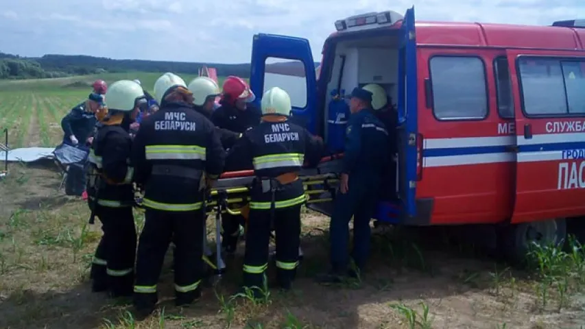 Ратавальнікі дэблакавалі пасажыра самалёта, які зваліўся пад Гроднам