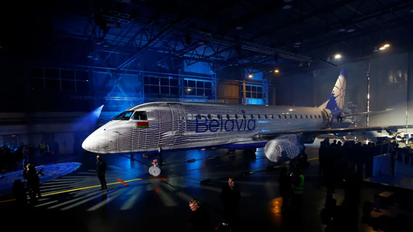 "Белавія" даставіла з Бразіліі ў Мінск новы самалёт Embraer 