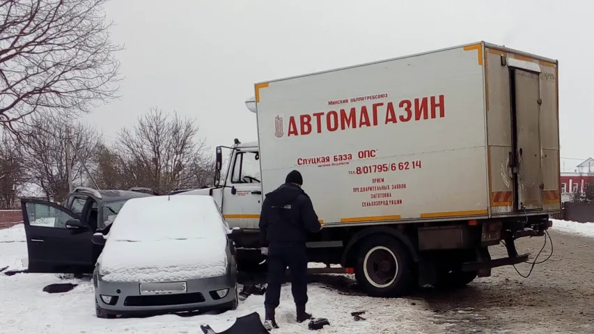 Дырэктар Слуцкага камбіната хлебапрадуктаў загінуў у лабавым ДТЗ