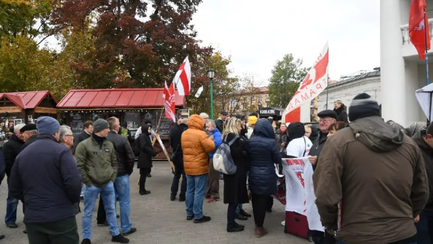 Статкевіч правёў мітынг-пікет у цэнтры Мінска (абноўлена)