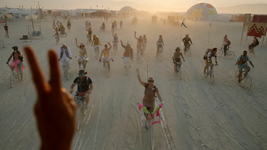 Белоруска стала одной из самых модных на Burning Man 2017