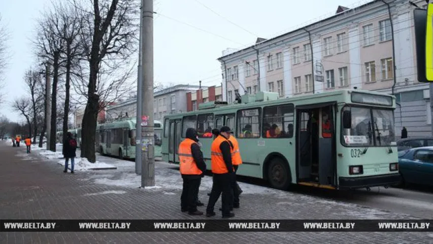 У Магілёве ў "час пік" на паўтары гадзіны спыніліся тралейбусы