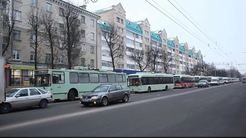 У Магілёве ў "час пік" на паўтары гадзіны спыніліся тралейбусы