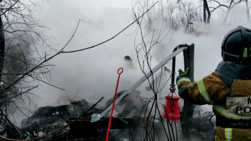 На вуліцу расійскага Хабараўска зваліўся верталёт Мі-8