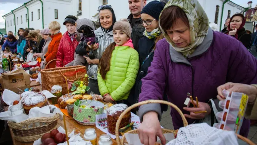 Як святкуюць Вялікдзень праваслаўныя і католікі