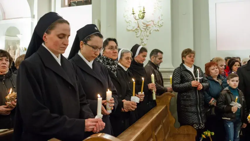 Як святкуюць Вялікдзень праваслаўныя і католікі