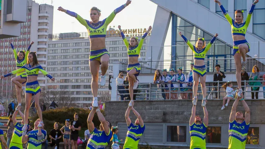 Фотарэпартаж: У Мінску прайшоў чэмпіянат па чырлідынгу 