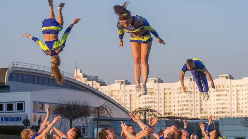 Фотарэпартаж: У Мінску прайшоў чэмпіянат па чырлідынгу 