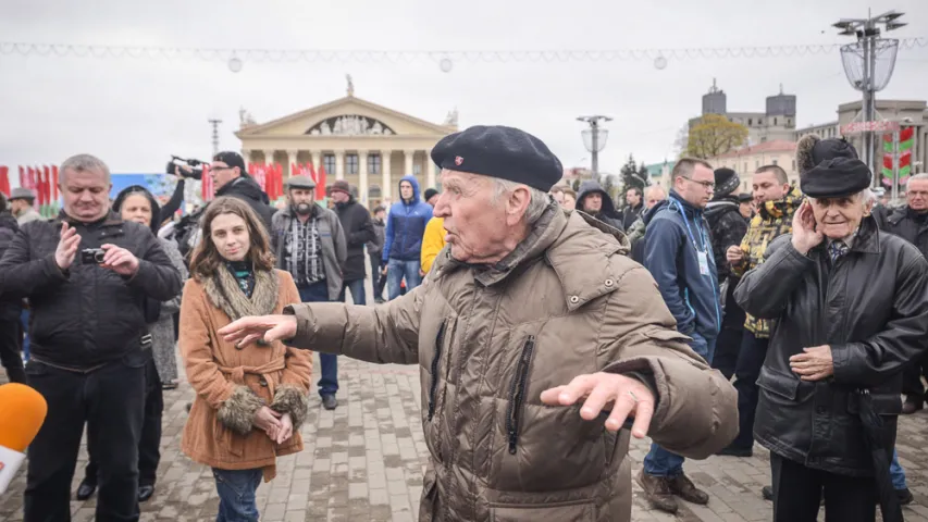 Як праходзіла першамайскае шэсце ў Мінску (фотарэпартаж)