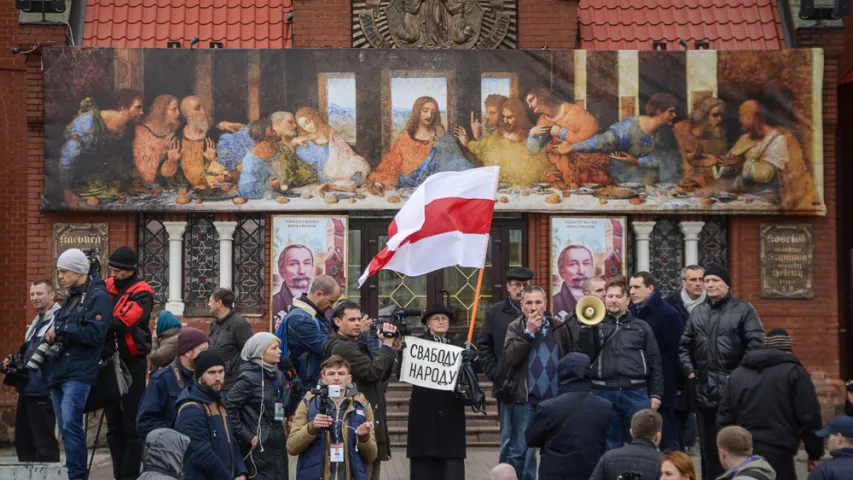 Як праходзіла першамайскае шэсце ў Мінску (фотарэпартаж)