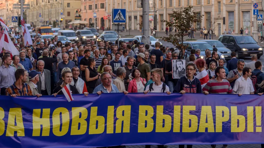 Як апазіцыя патрабавала новыя выбары. Фотарэпартаж 